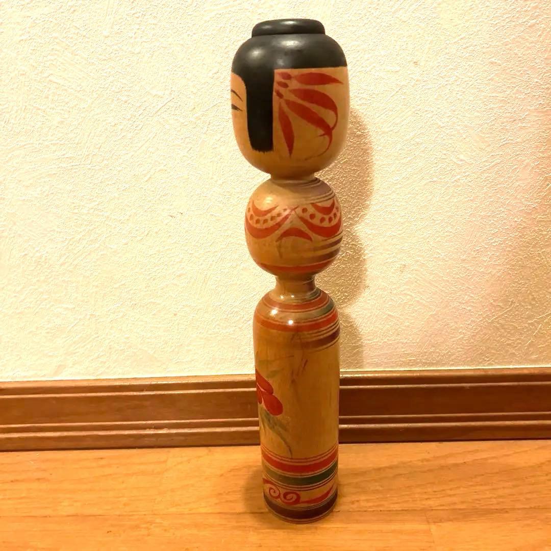 伝統こけし　温湯　津軽　阿保六知秀 Amazon.co.jp: 津軽系 温湯こけし 伝統こけし 阿保六知秀 作