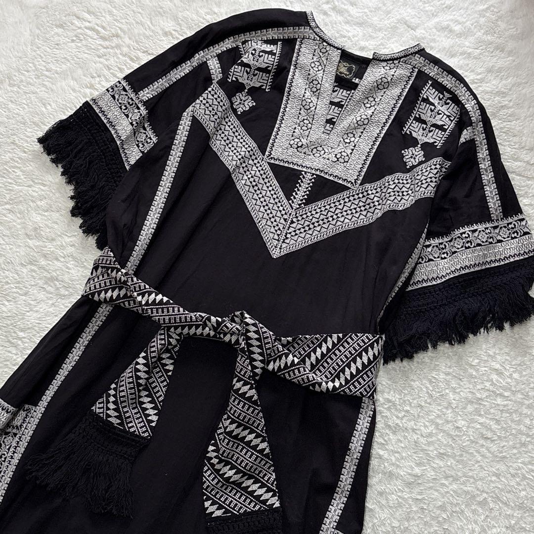 美品 Cardo Fabrica 刺繍ワンピース ブラック - メルカリ