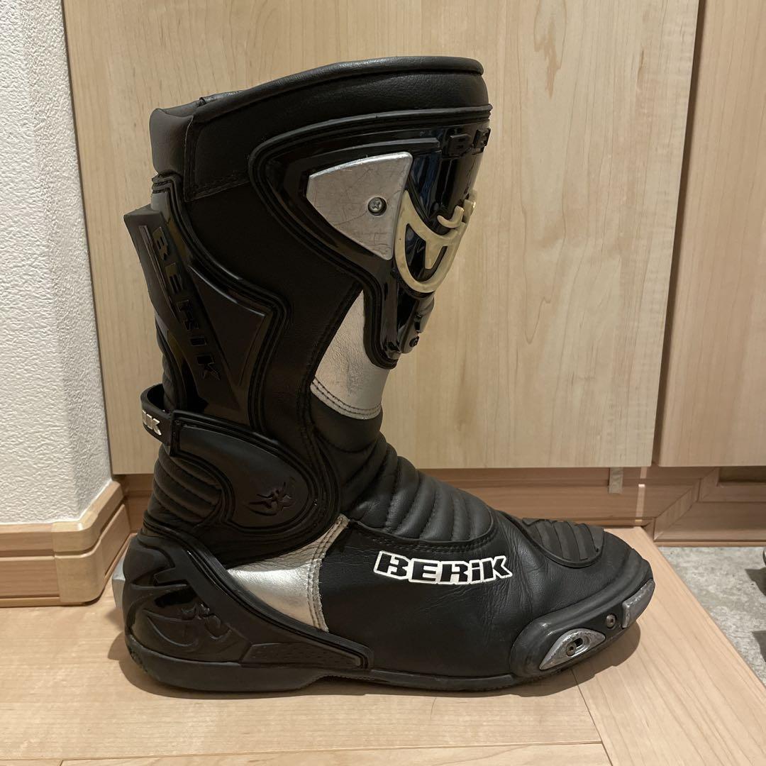 BERIK レーシングブーツ - バイクウェア・装備オンライン