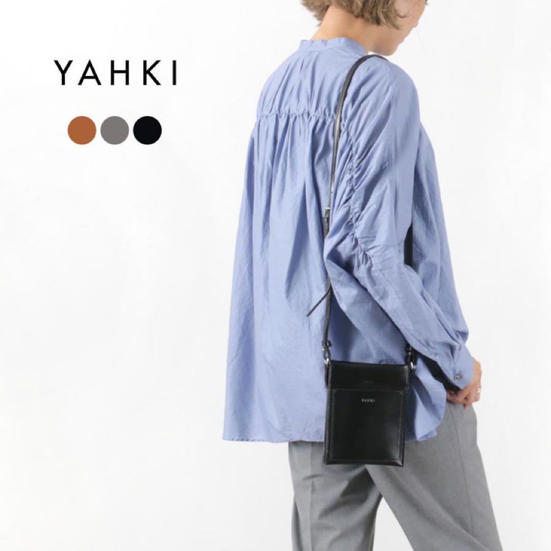 【美品】YAHKI（ヤーキ） SOFT W FACE ミニショルダーバッグ