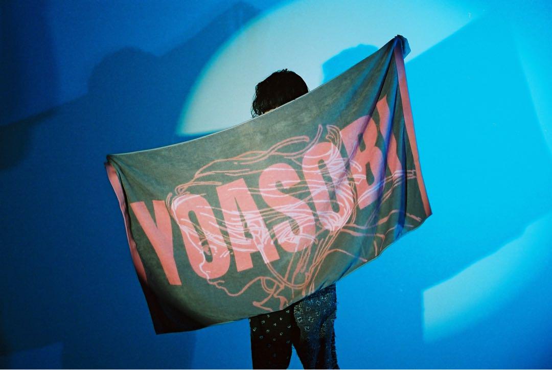 yoasobi ビーチタオル