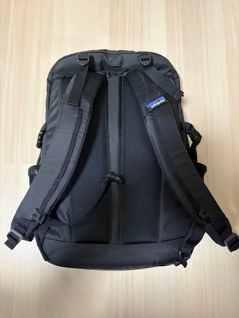 Patagonia パタゴニア Refugio DayPack 30L ブラック