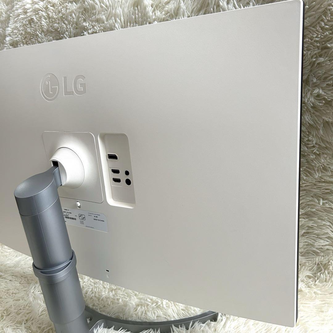 LGエレクトロニクス 32UN550-W HDMI 4K ノングレア LED