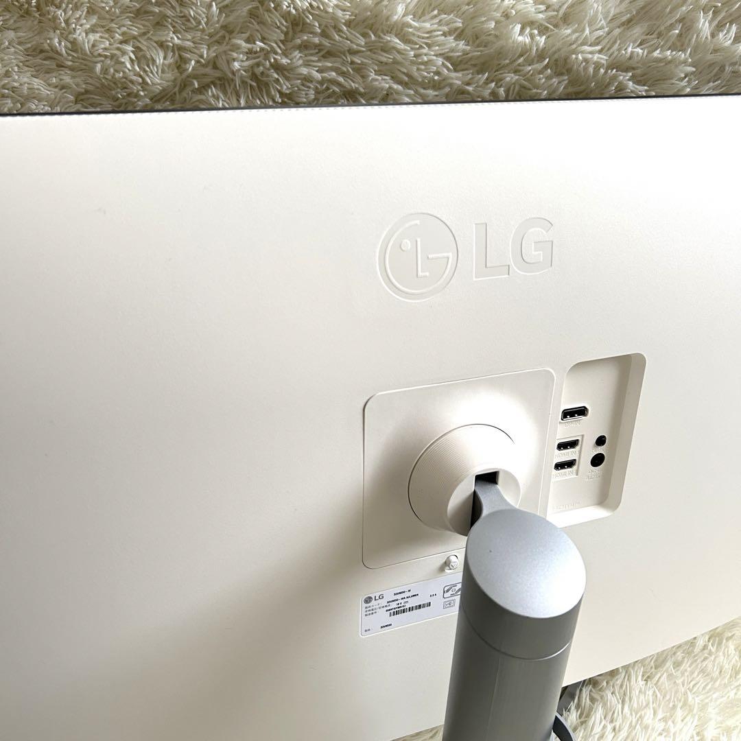 LGエレクトロニクス 32UN550-W HDMI 4K ノングレア LED