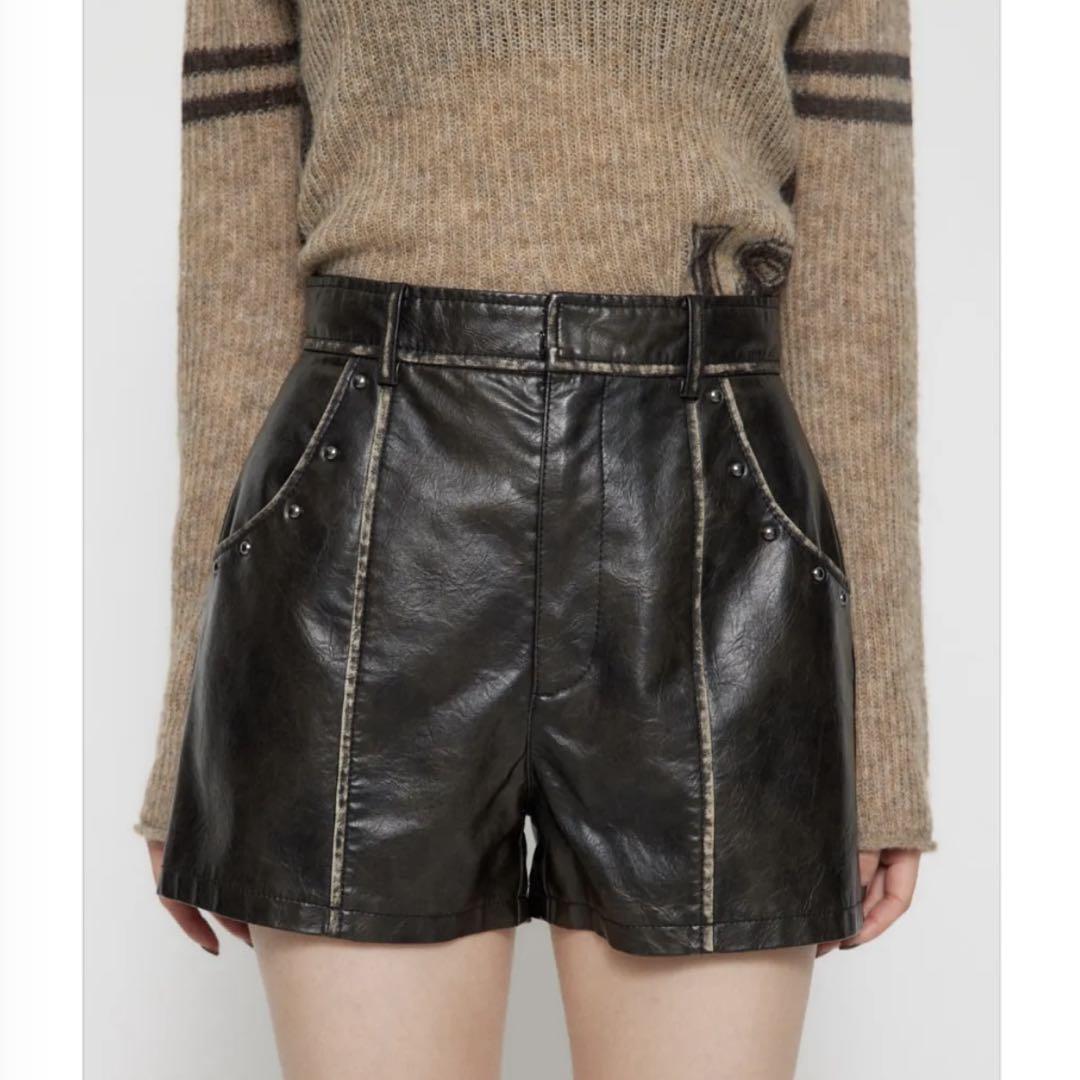 LAGUA GEM：FAUX LEATHER COMPACT ショートパンツパンツ