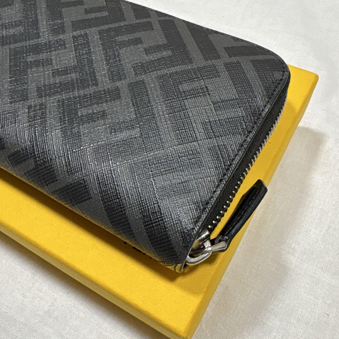 極美品 FENDI フェンディ ダイアゴナル ズッカ 長財布 レザー FF柄