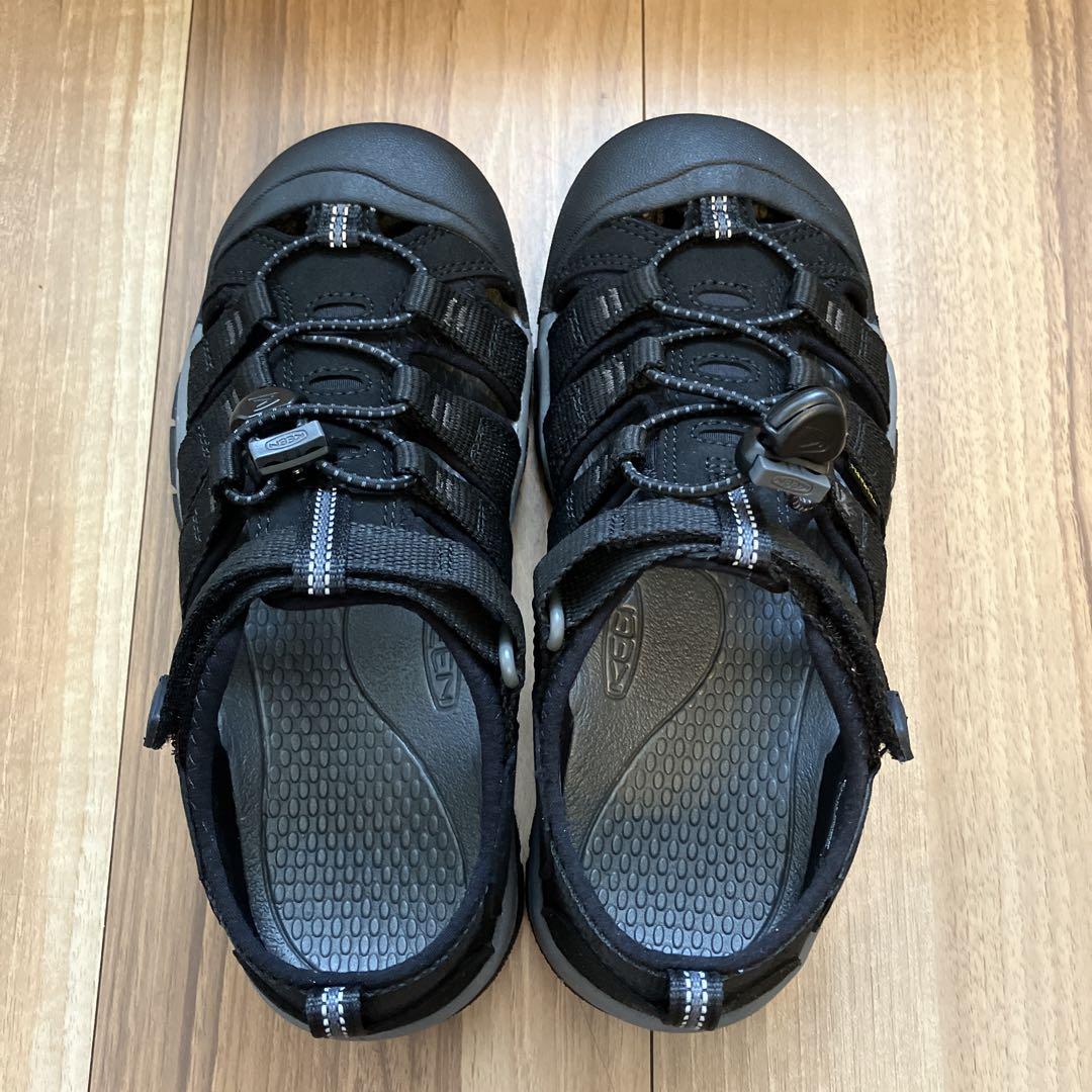 新品未使用　【KEEN】 NEWPORT H2 22.5 ブラック