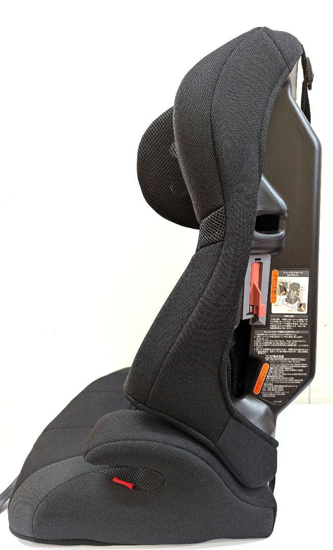 Combi コンビ ジョイトリップ エアスルー GG ブラック ジュニアシート