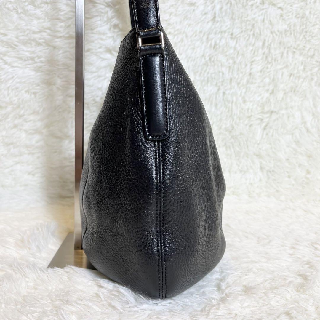 HIROFU 黒 レザー ショルダーバッグ HIROFU ヒロフ 黒 レザー ショルダーバッグ ワンショルダー