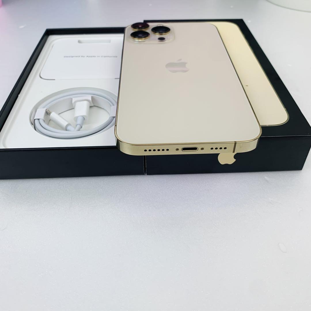 iPhone 13 Pro Max 256GB SIMフリー超美品 - メルカリ
