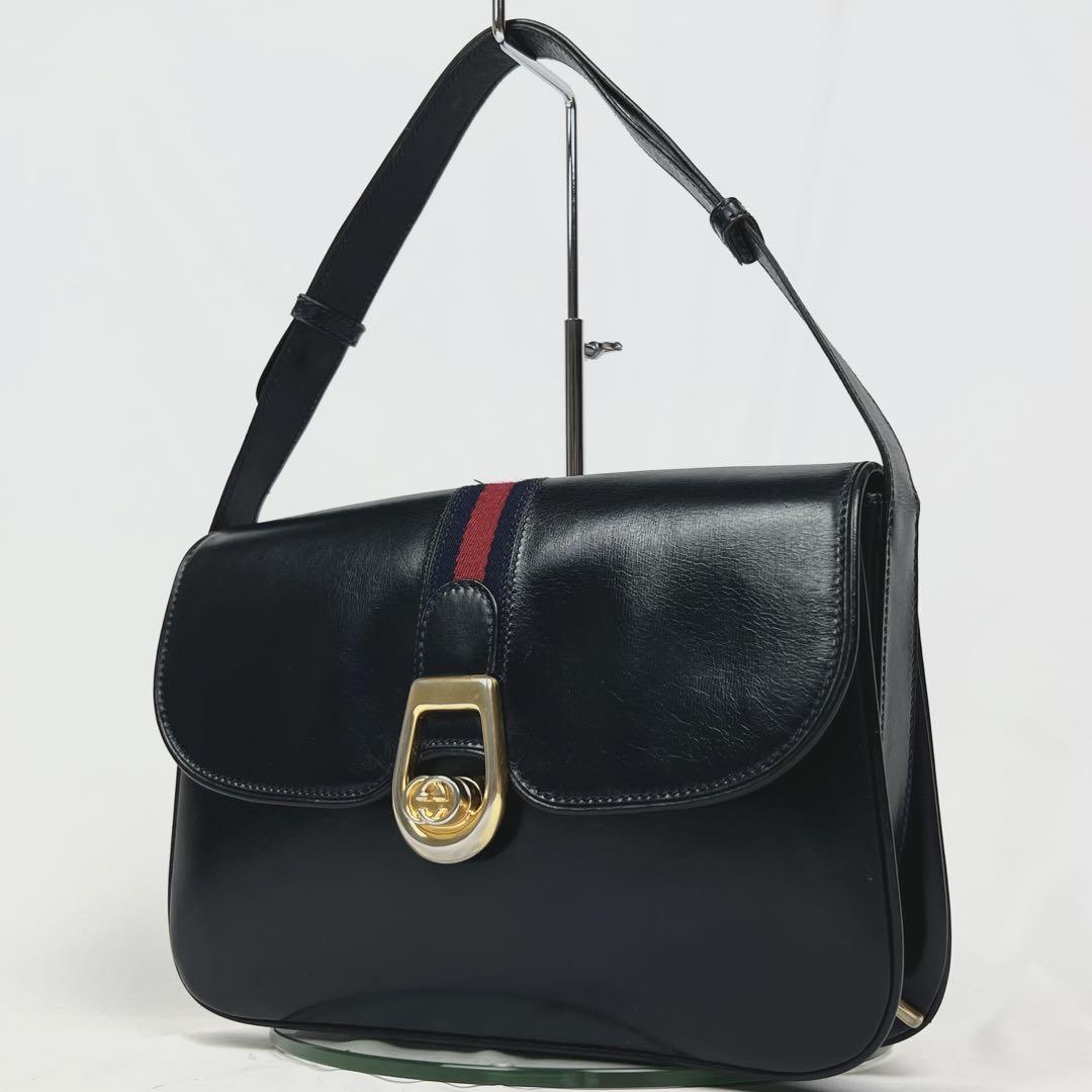 GUCCI グッチ シェリーライン インターロッキングG金具