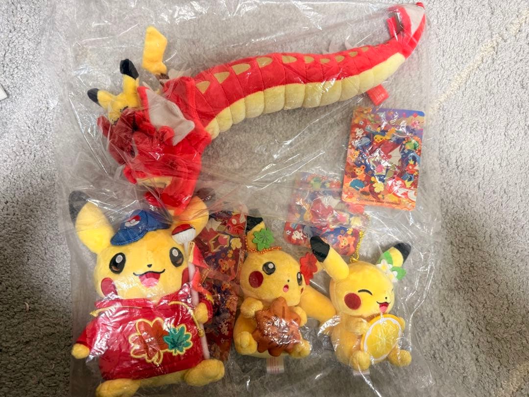 ポケモンセンターヒロシマ ぬいぐるみとマスコット4点セット ピカチュウポケモン/ポケットモンスター