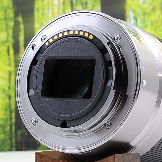 E 55-210mm手振れ補正付き