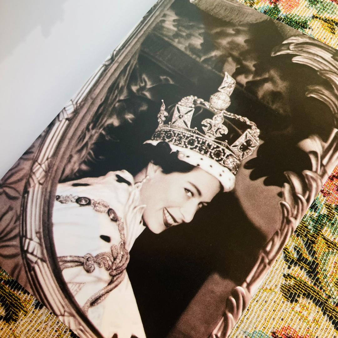 新品洋書 エリザベス女王 イギリス王室 クイーン 写真集