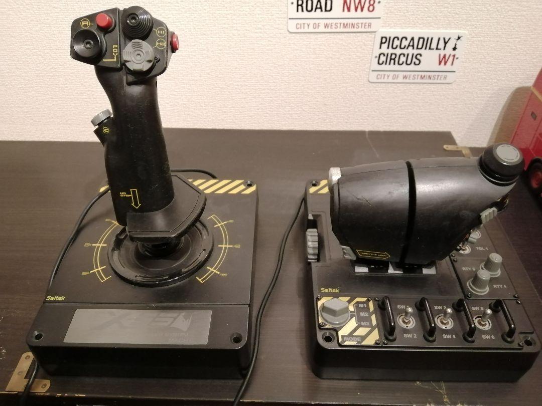 Saitek X55 コントローラー Saitek X55 コントローラー