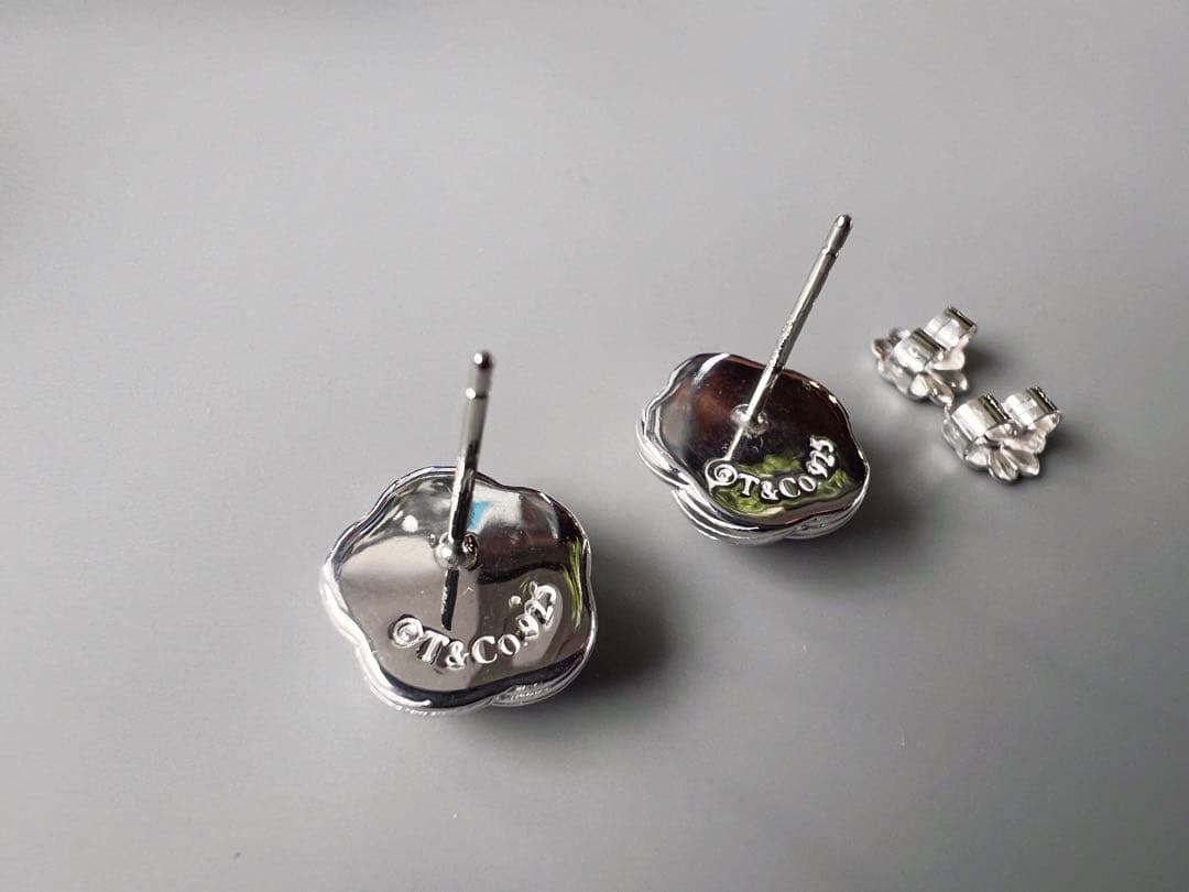 ティファニー　オールド　ピアス