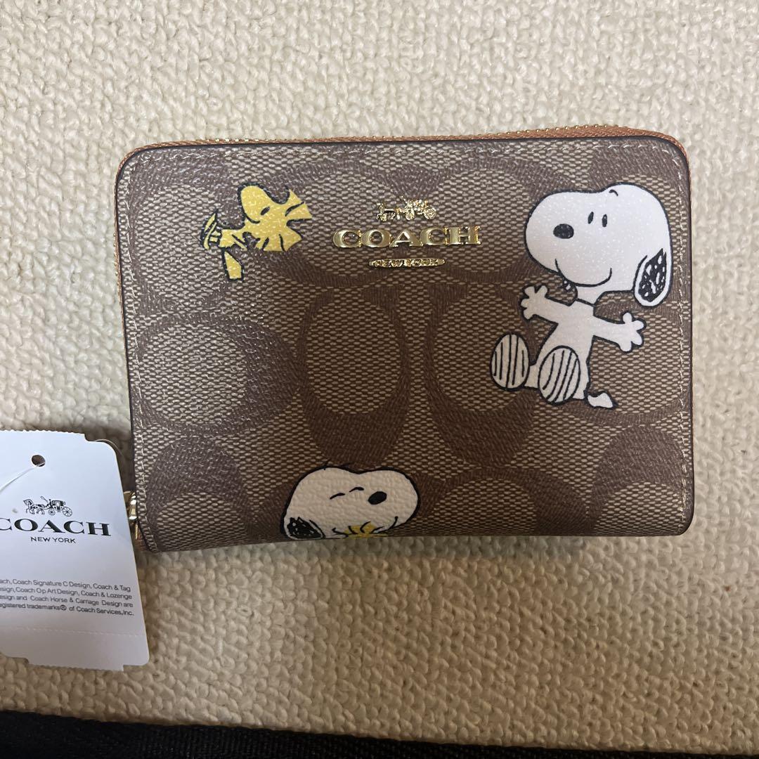 公式】コーチアウトレット | 【COACH X PEANUTS】スモール
