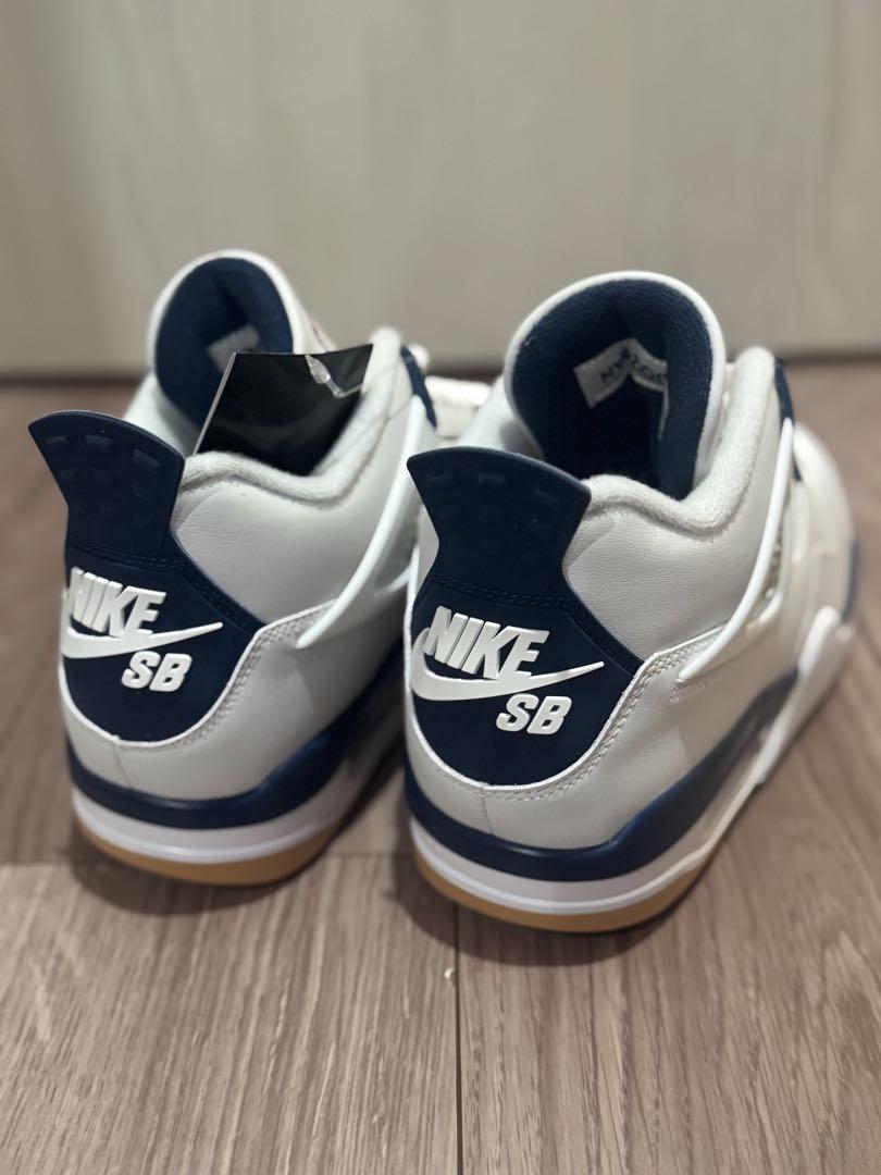 NIKE Air Jordan 4 SB ホワイト/ネイビー 26cm
