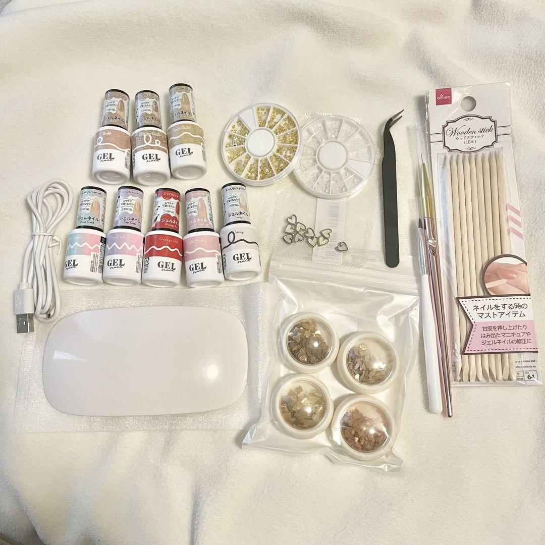 ネイルジェルネイルLEDライトダイソーDAISO