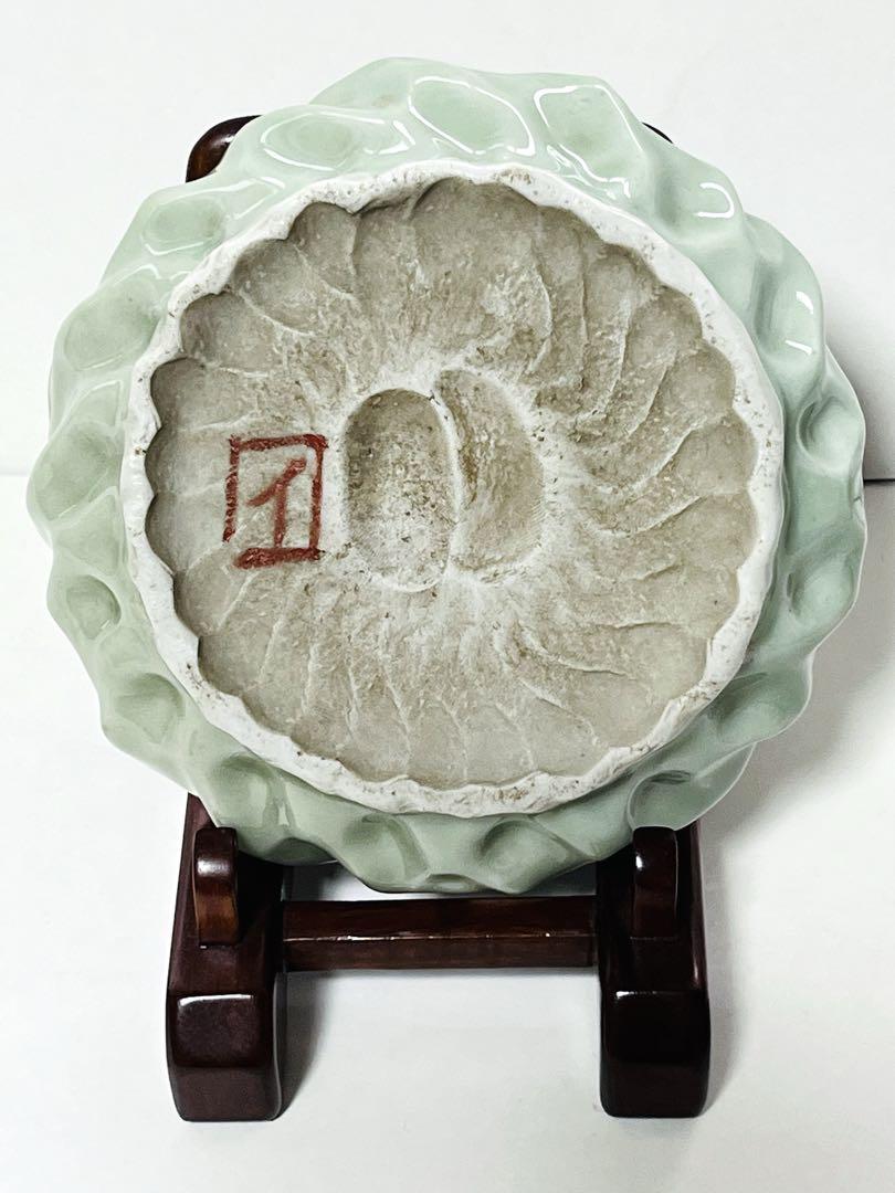 緑釉　梅紋
