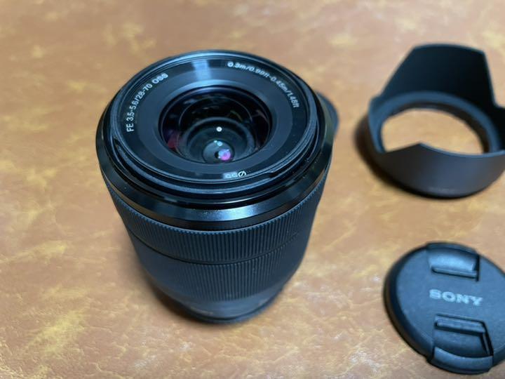 ★新品未使用★ソニーαEマウント レンズ SEL2870 /フード付き
