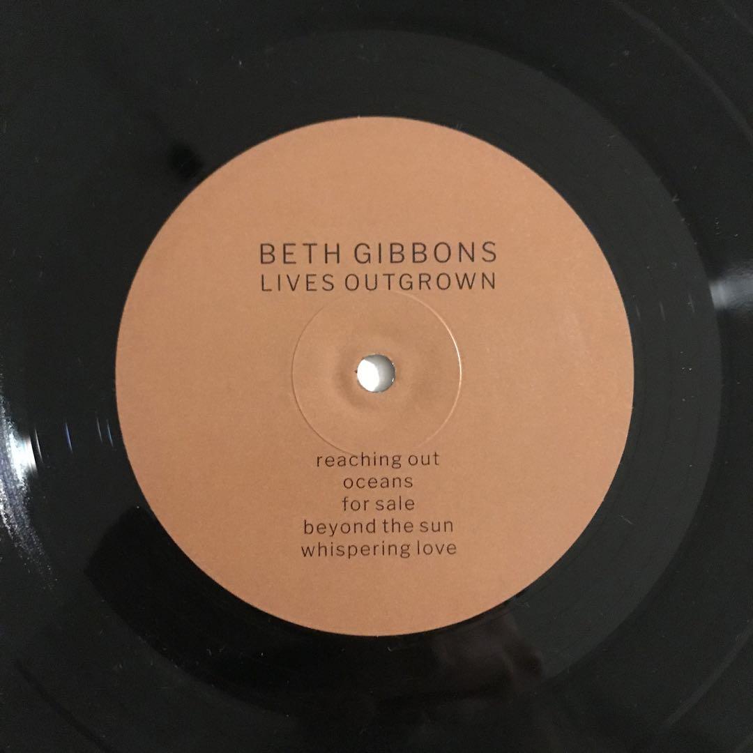 Beth Gibbons – Lives Outgrown アナログレコード 41XcJ6-+F+L._UF1000,1000_QL80_.jpg
