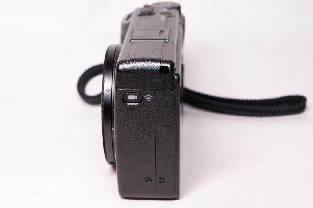 デジタルカメラ RICOH GRIII