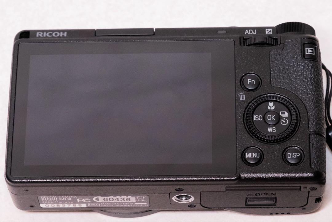 デジタルカメラ RICOH GRIII