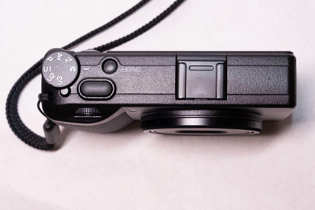 デジタルカメラ RICOH GRIII