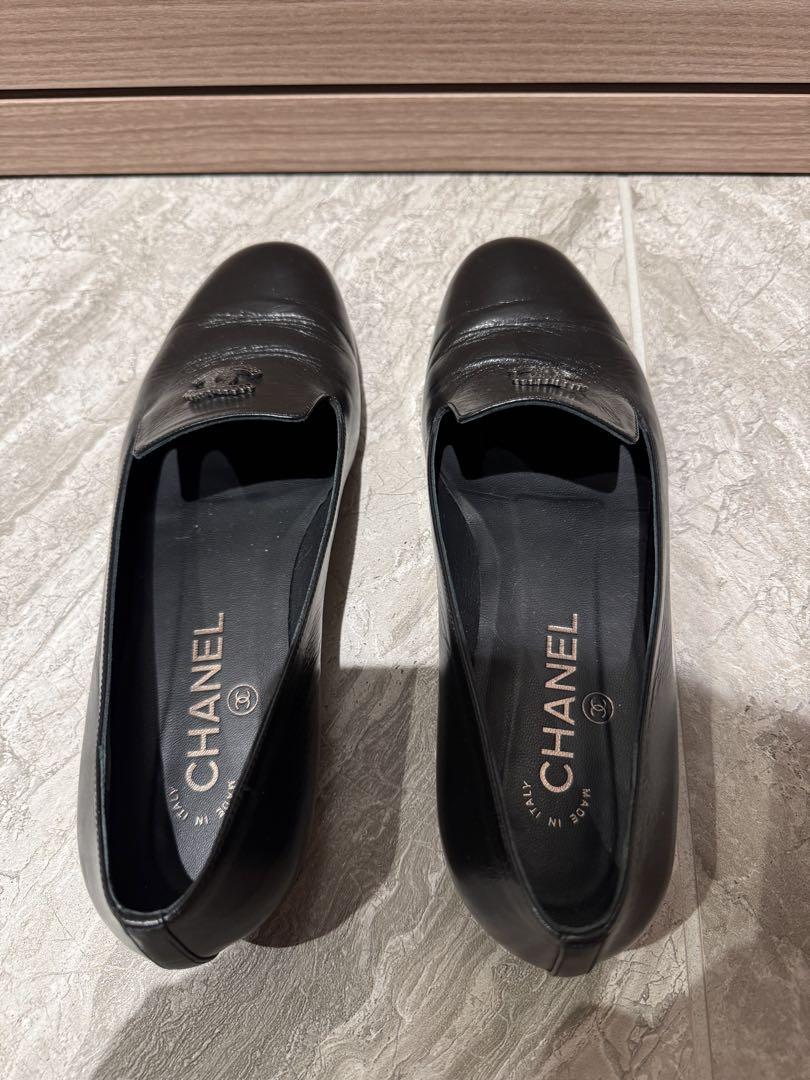 CHANEL ブラックレザー ローファー 37