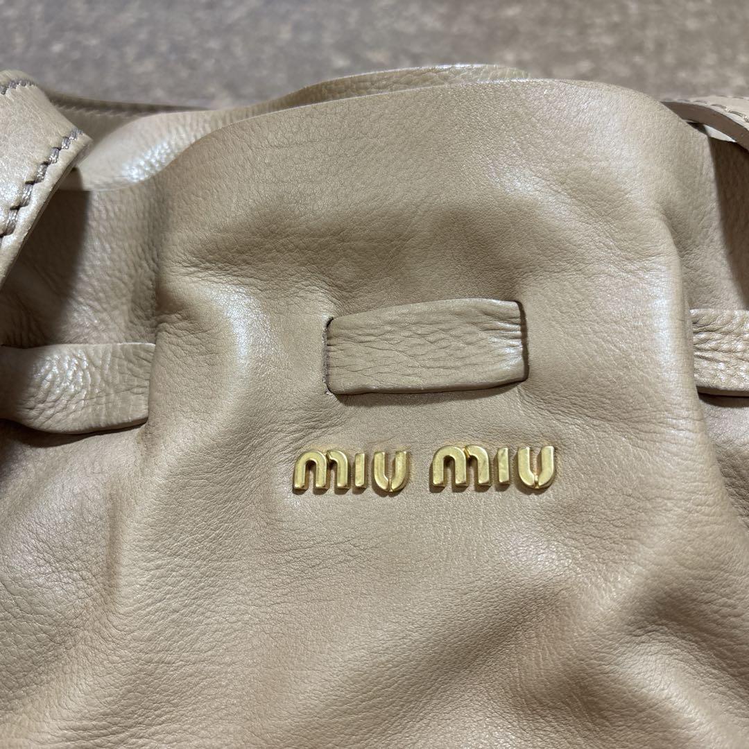 Miu Miu ベージュ レザー ショルダーバッグ 保存袋付き
