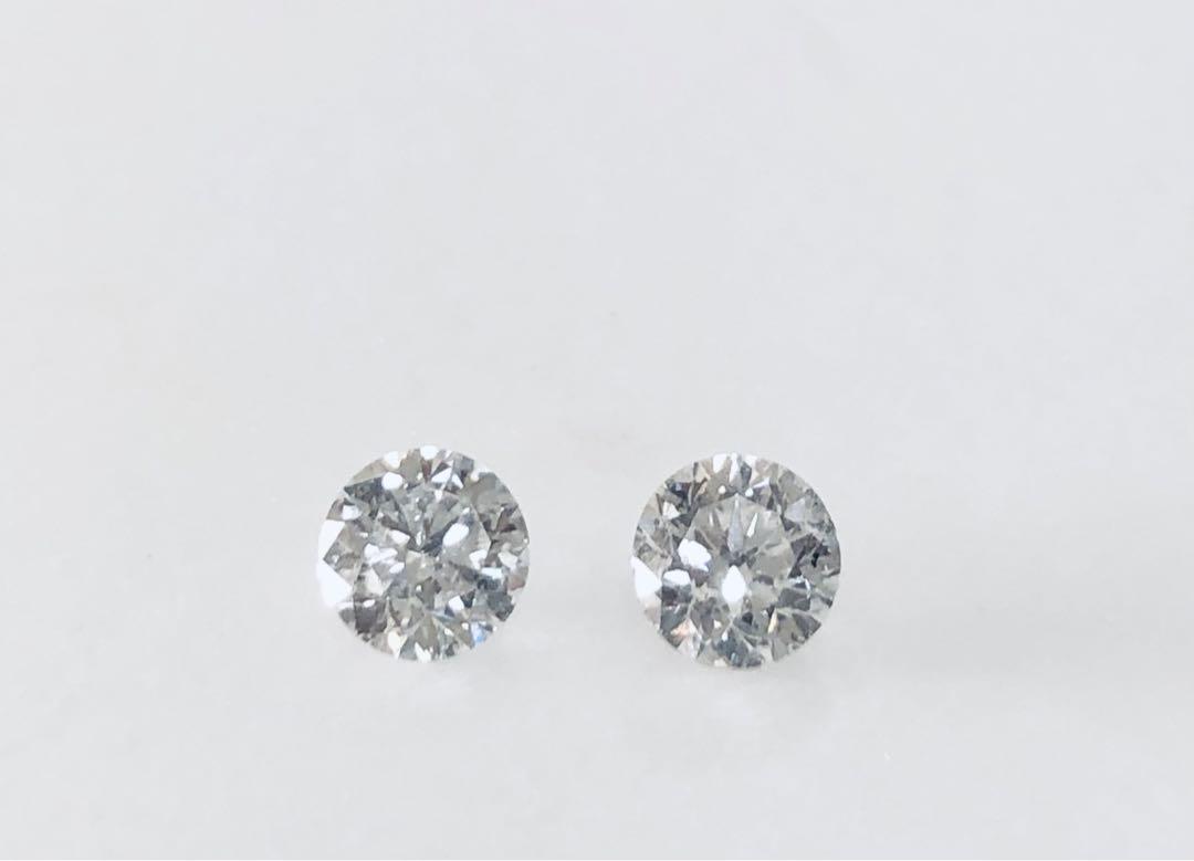 計0.８ct PT天然ダイヤモンドピアス 鑑定書付き