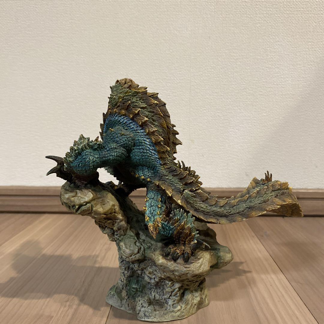 ジンオウガ フィギュア