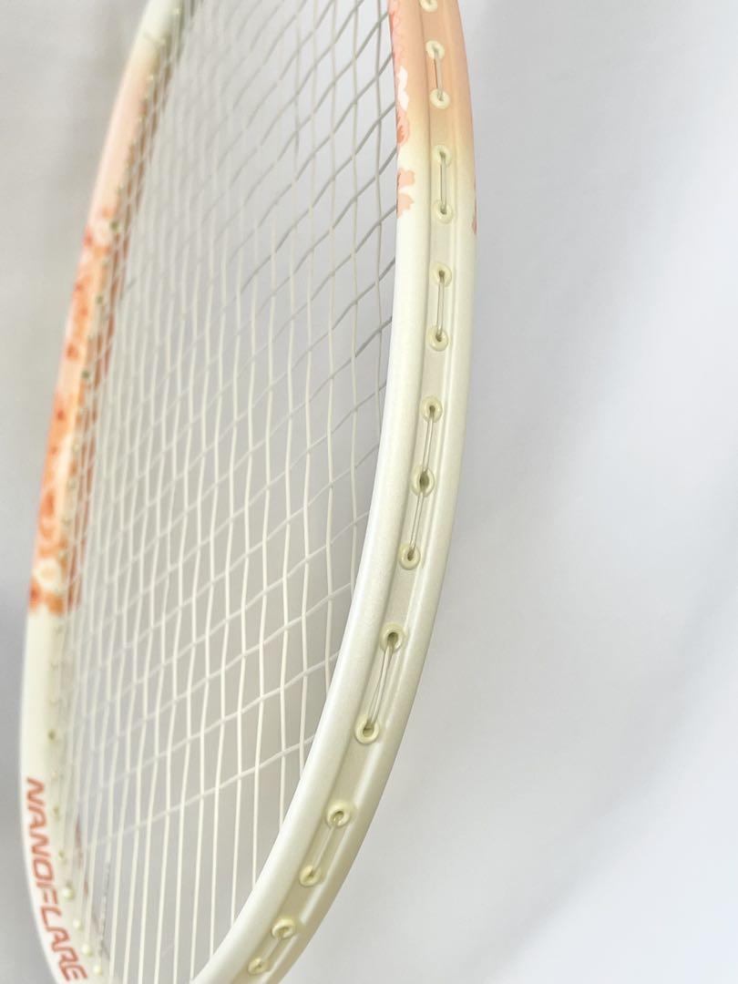 YONEX ナノフレア300 ホワイト／サーモンピンク バドミントン 初心者