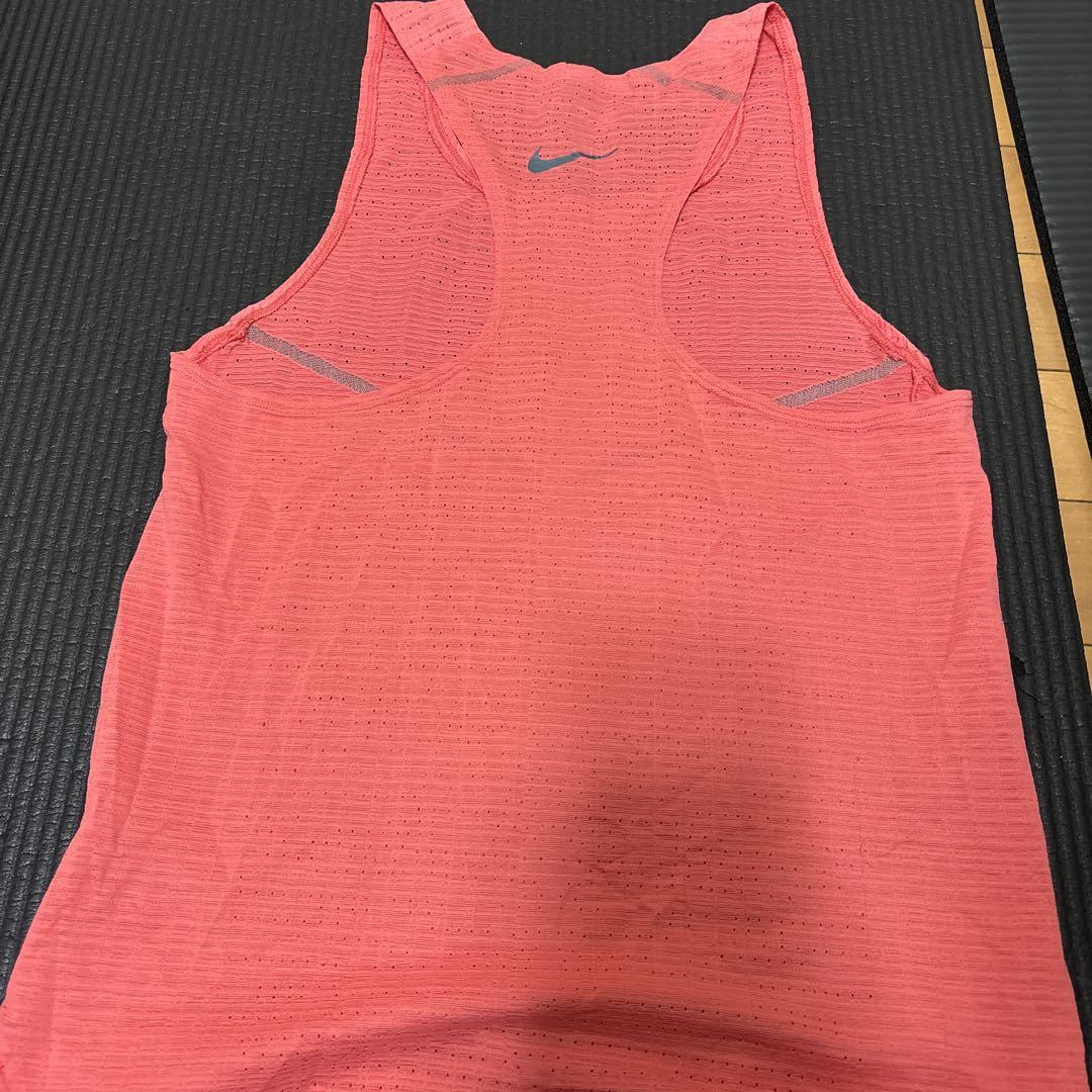 Nike ピンク タンクトップ ショートパンツ セット