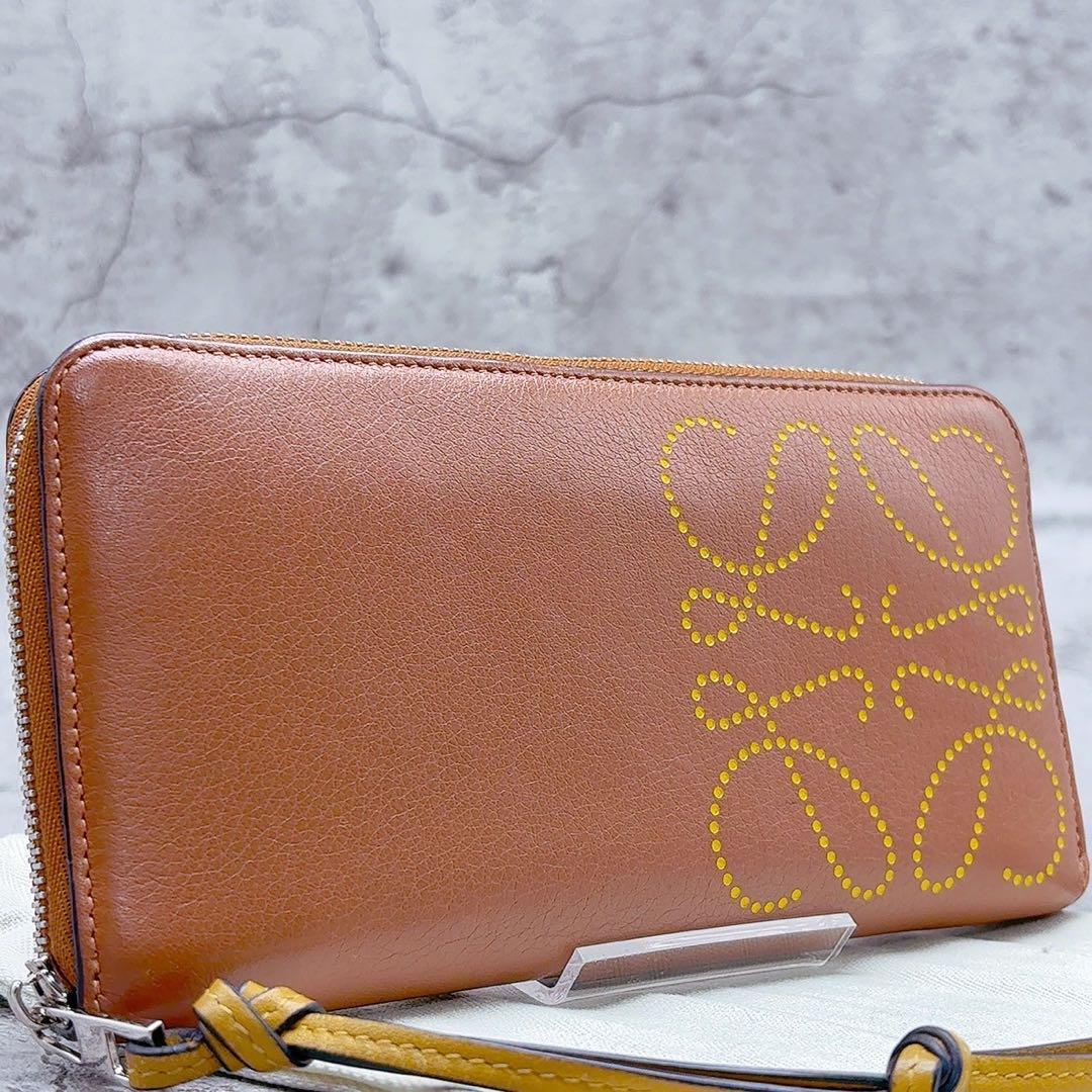 【美品】ロエベ 長財布 アナグラム アラウンドウォレット レザー デカロゴ タン
