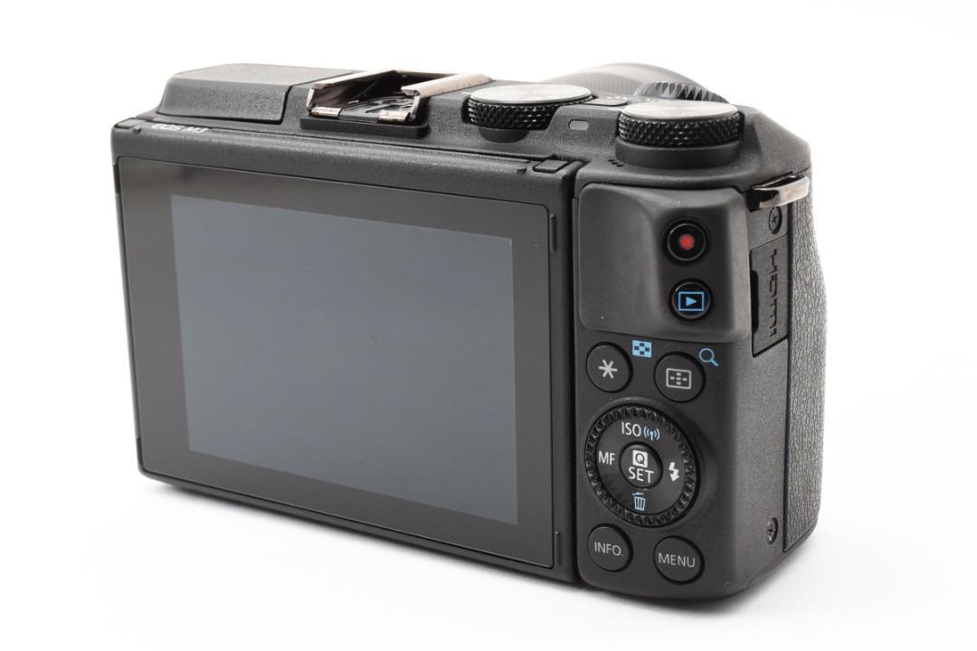 Canon EOS