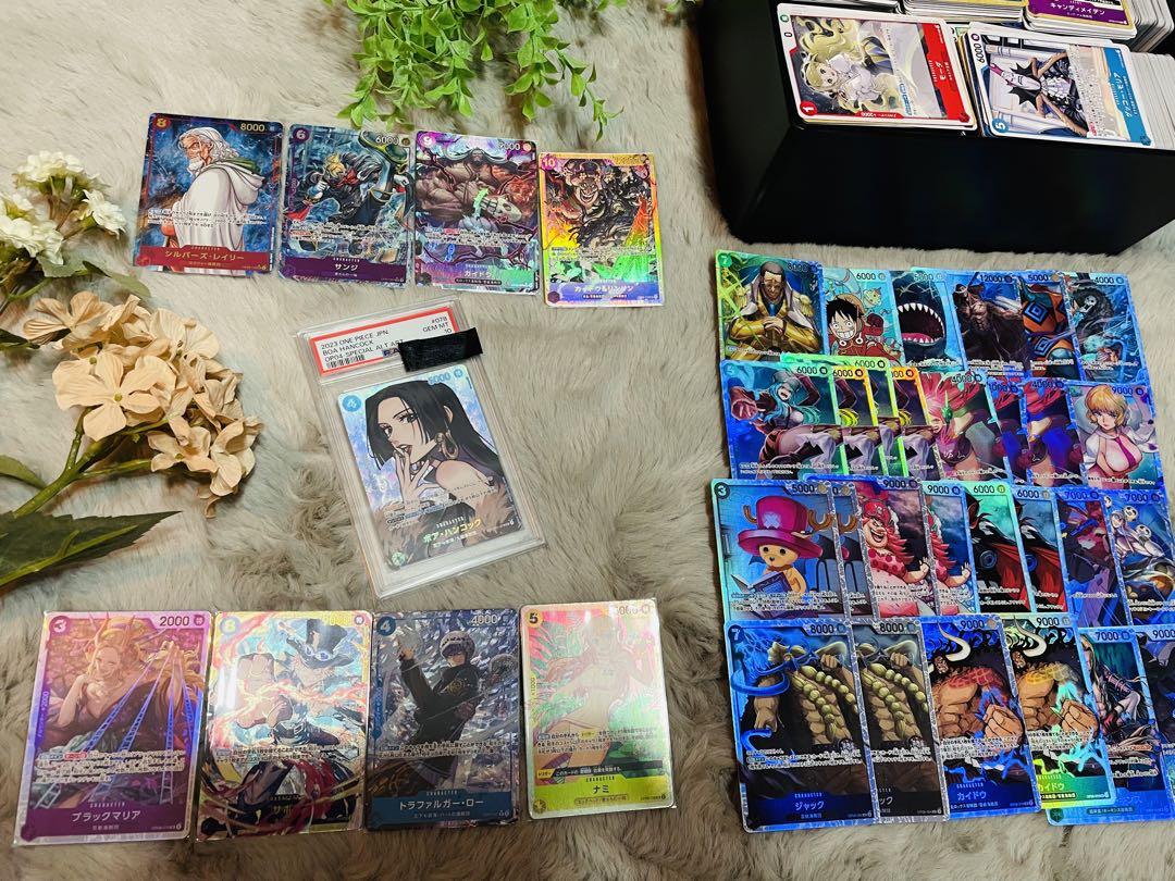 【最終値下げです❗️】ワンピースカード 引退品 まとめ売り 1200枚以上 画像1