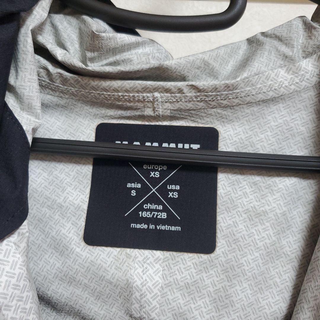 XS