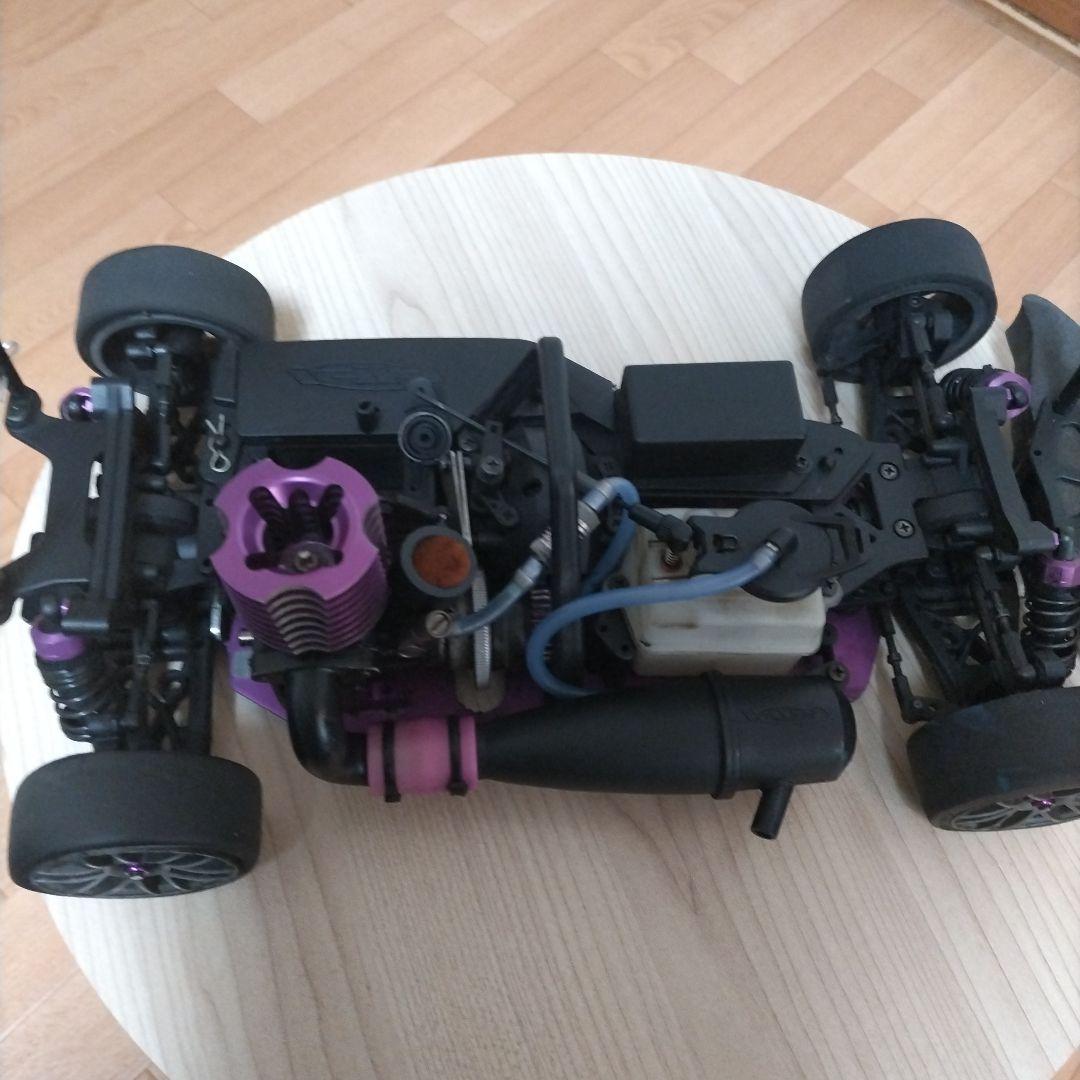 ラジコン エンジンカー 1/10 メーカー不明 ジャンク品 組立キット（エンジン）