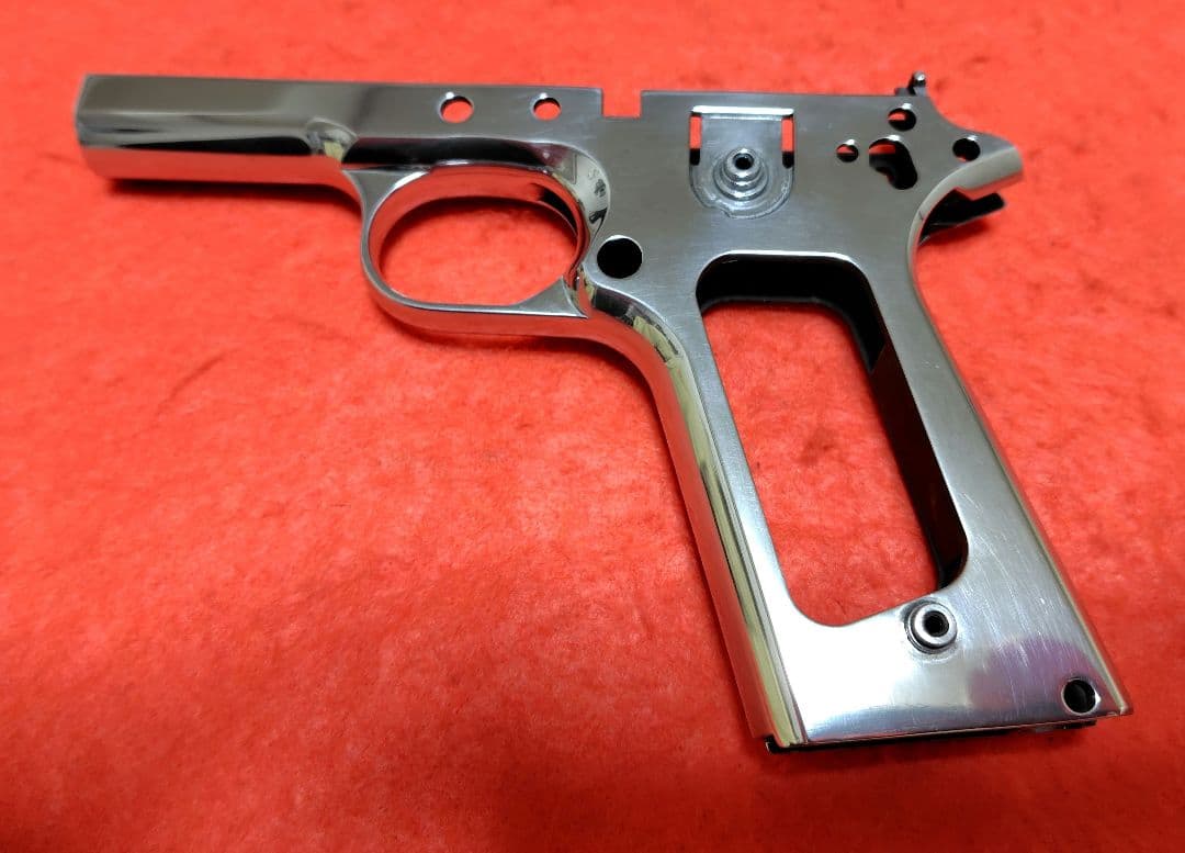 マルイ ガバメント M1911A1 70 キャロム フレームやや傷や汚れあり