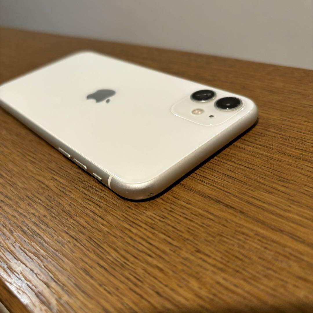 最終値下げ】iPhone11 ホワイト 128 GB SIMフリー