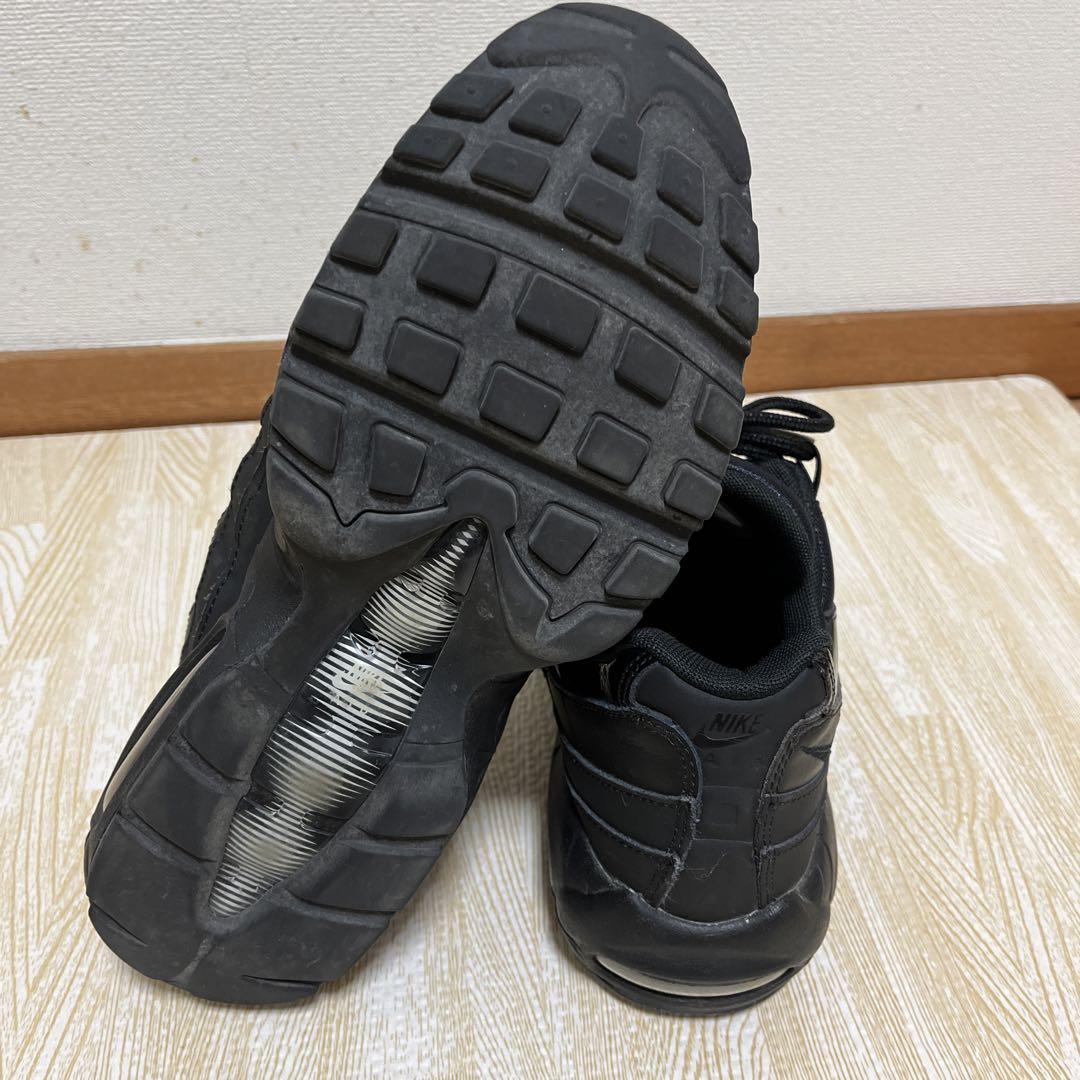 エアマックス95トリプルブラック