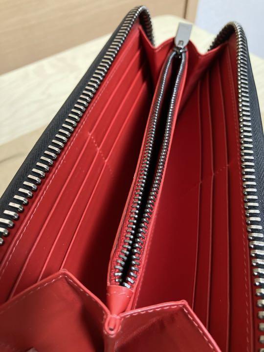 クリスチャン ルブタン 長財布 Christian Louboutin