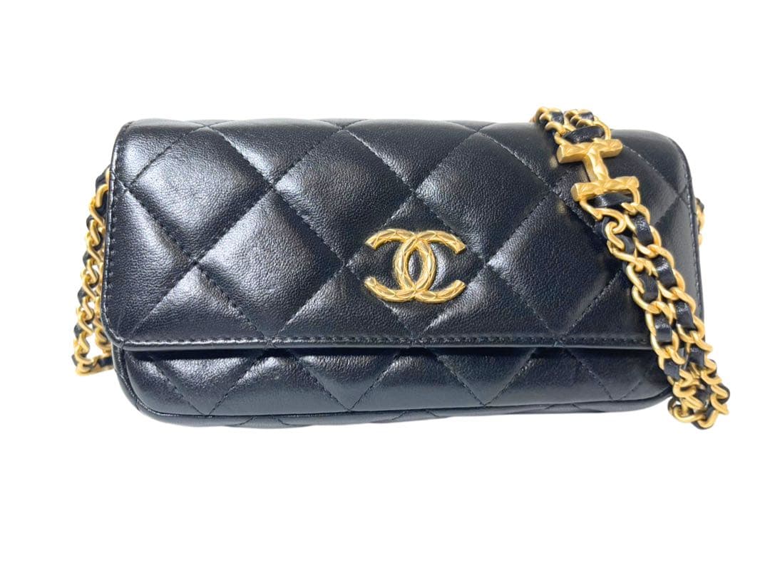 CHANEL ロゴチェーン ミニフラップバッグ キャビアスキン ブラック