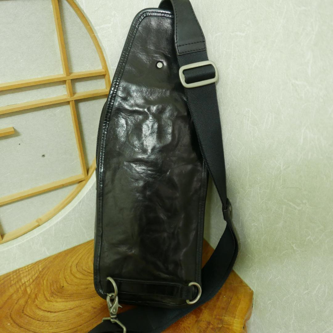 ポールスミス　ボディバッグ ロゴ金具 レザー ブラック