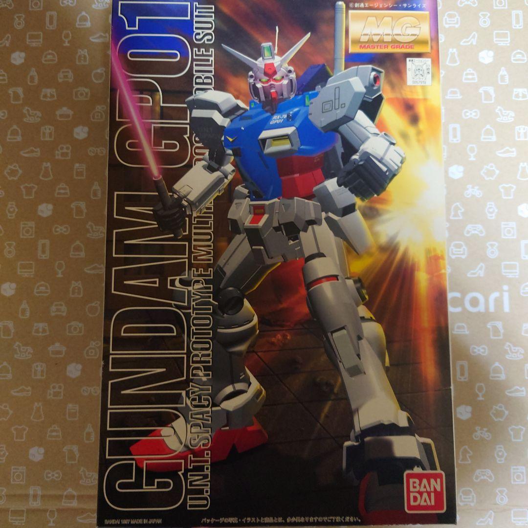 バンダイ MGシリーズ ガンダム試作機1号機3号機 の2商品