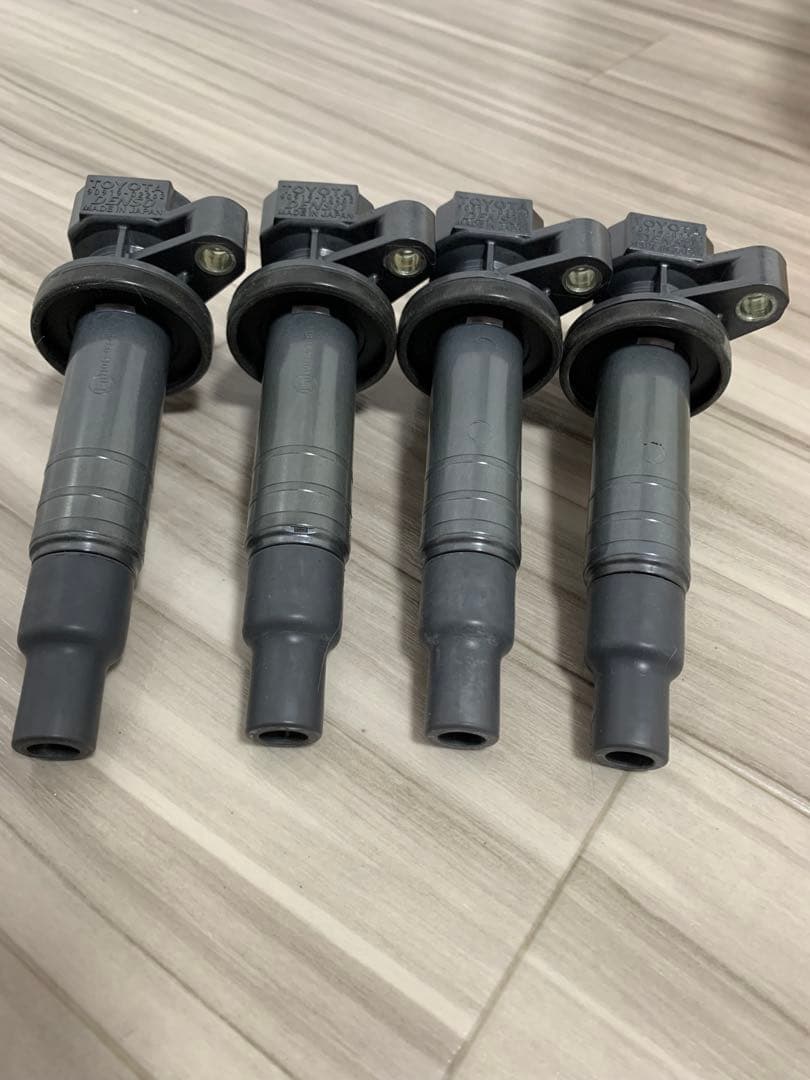 トヨタ純正 イグニッションコイル 90919-02262 4本セット