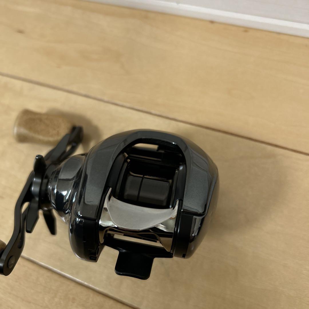 ダイワ　24スティーズ SV TW 100HL ダイワ ベイトリール 24スティーズ SV TW 100HL(左)【即日発送