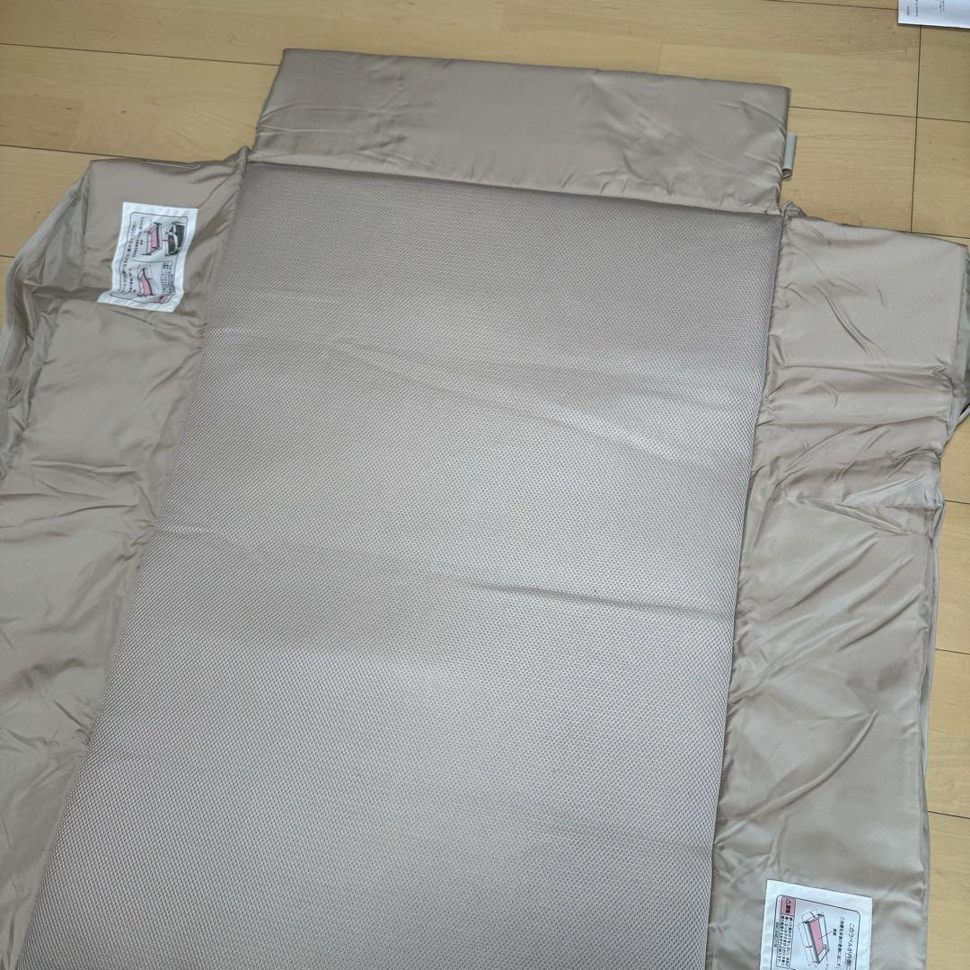 【極美品】 アップリカ　ココネルエアー　ベビーベッド